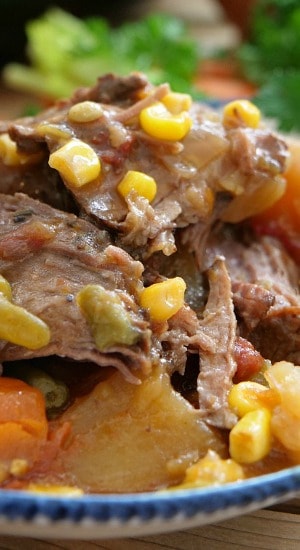 This slow cooker beef shoulder roast is a delicious slow cooker recipe the family will fall in love with. This crock pot roast recipe is incredibly delicious, full of flavor and loaded with vegetables. #SlowCooker #Beef #Shoulder #Roast Slow Cooker Beef Shoulder Roast